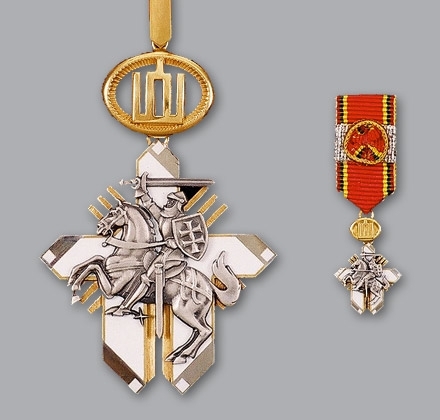 Ordino "Už nuopelnus Lietuvai" Komandoro kryžius